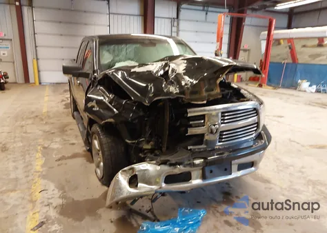 2016 Ram 1500 Big Horn z USA, uszkodzony, nr VIN 1C6RR7LT3GS305235